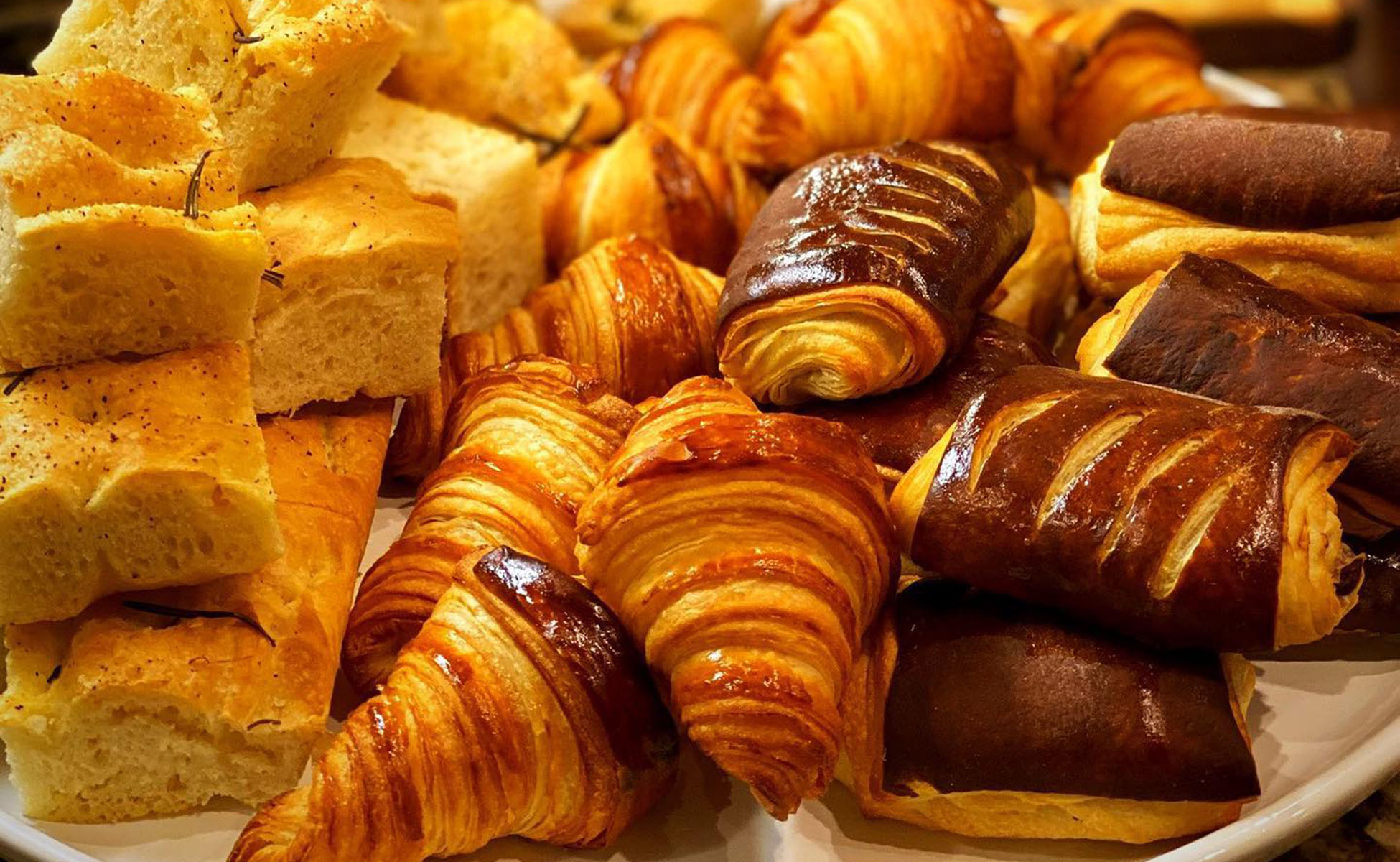 bread-1950×1200 fresh breads